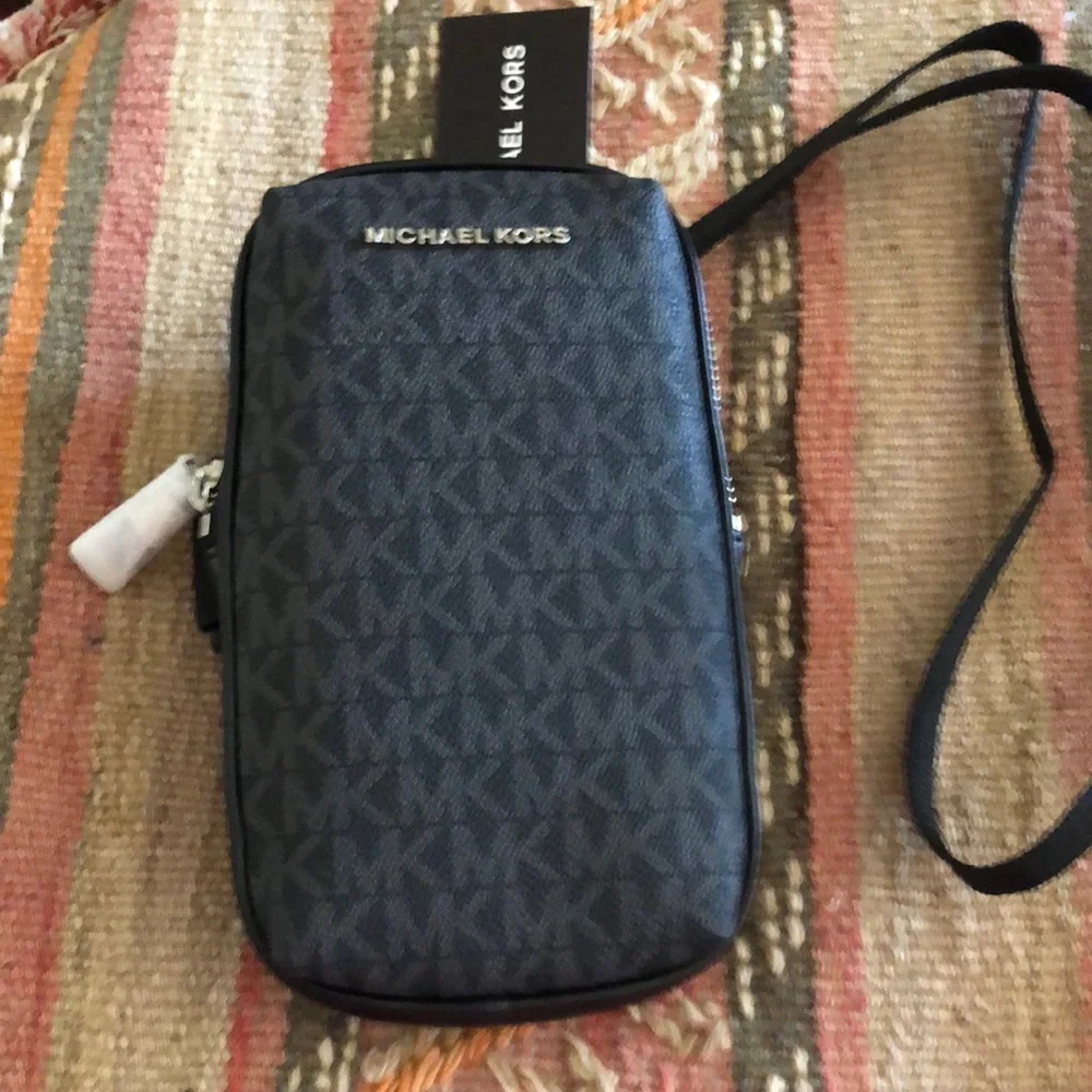 Michael Kors Cooper Jet Set Travel Collection Black 2-in-1 (Men) Phone Pouch